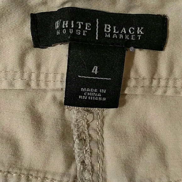 White House Black Market Casual Tan Safari Shorts With Cuff Gold Details Size 4 - Picture 6 of 7